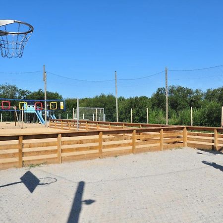 Camping La Prairie Saint-Hilaire-de-Riez Exteriör bild