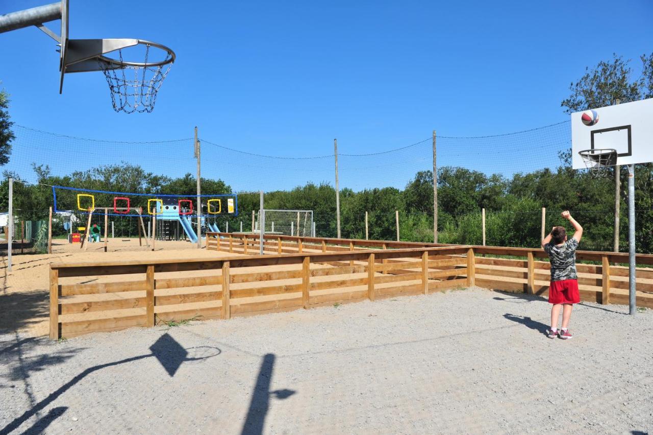 Camping La Prairie Saint-Hilaire-de-Riez Exteriör bild