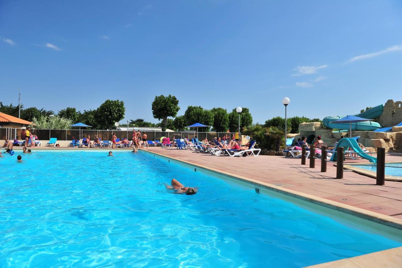 Camping La Prairie Saint-Hilaire-de-Riez Exteriör bild
